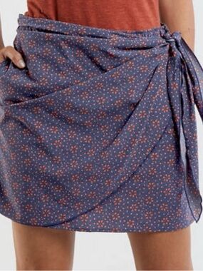 Toad&Co Sunkissed Wrap Skirt Blue Floral - XL